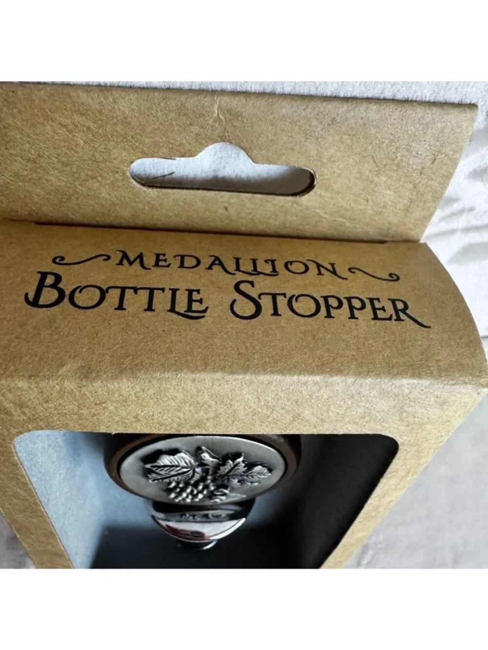 Medallion Bottle Stopper Grape Design Wine Oil & Vinegar Metal Airtight Seal